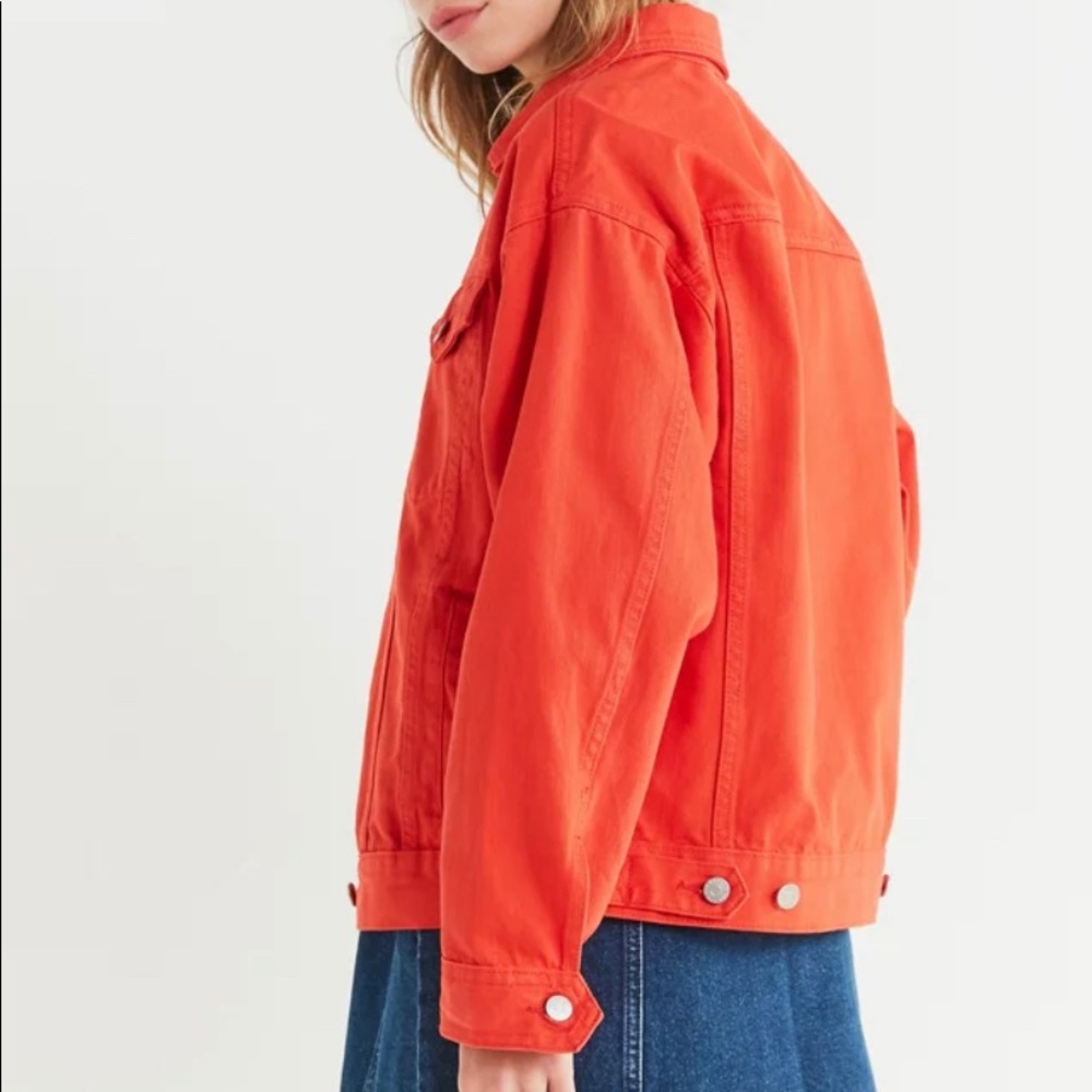 BDG ‘80s Denim Trucker Jacket